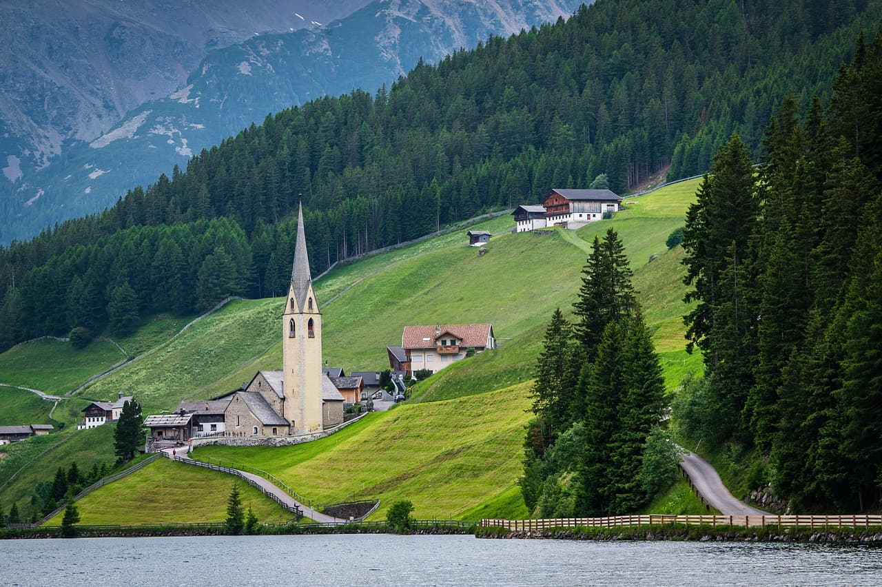 Round tour from Sterzing to Bolzano